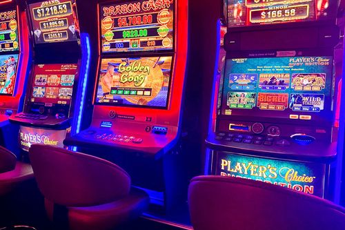More details are emerging about the NSW premier's plan for cashless cards to be used in pokies.