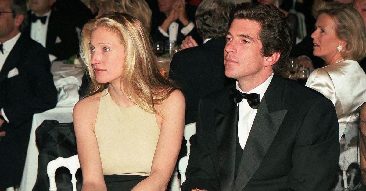 Carolyn Bessette Kennedy's mother warned JFK Jr. not to pilot plane