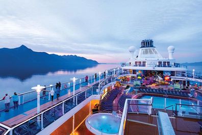 Luxury lobby of Cruise Residence