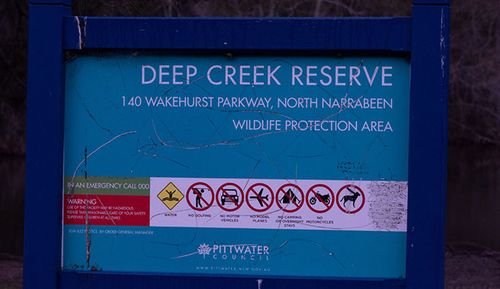 Deep Creek, which is along the Wakehυrst Parkway is one of the allegedly haυnted spots. 