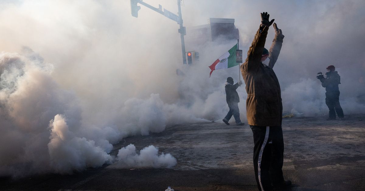 Protesters demand immigration agents leave US city after man shot dead