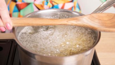 How to stop pasta boiling over