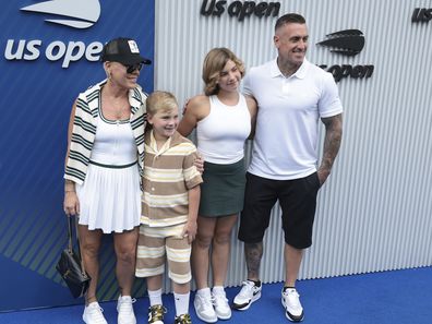 pink and carey hart pink denies break up reports 