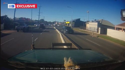 Aaryan, qui est autiste, s'est retrouvé sur l'autoroute très fréquentée de Salisbury, toujours dans sa couche.