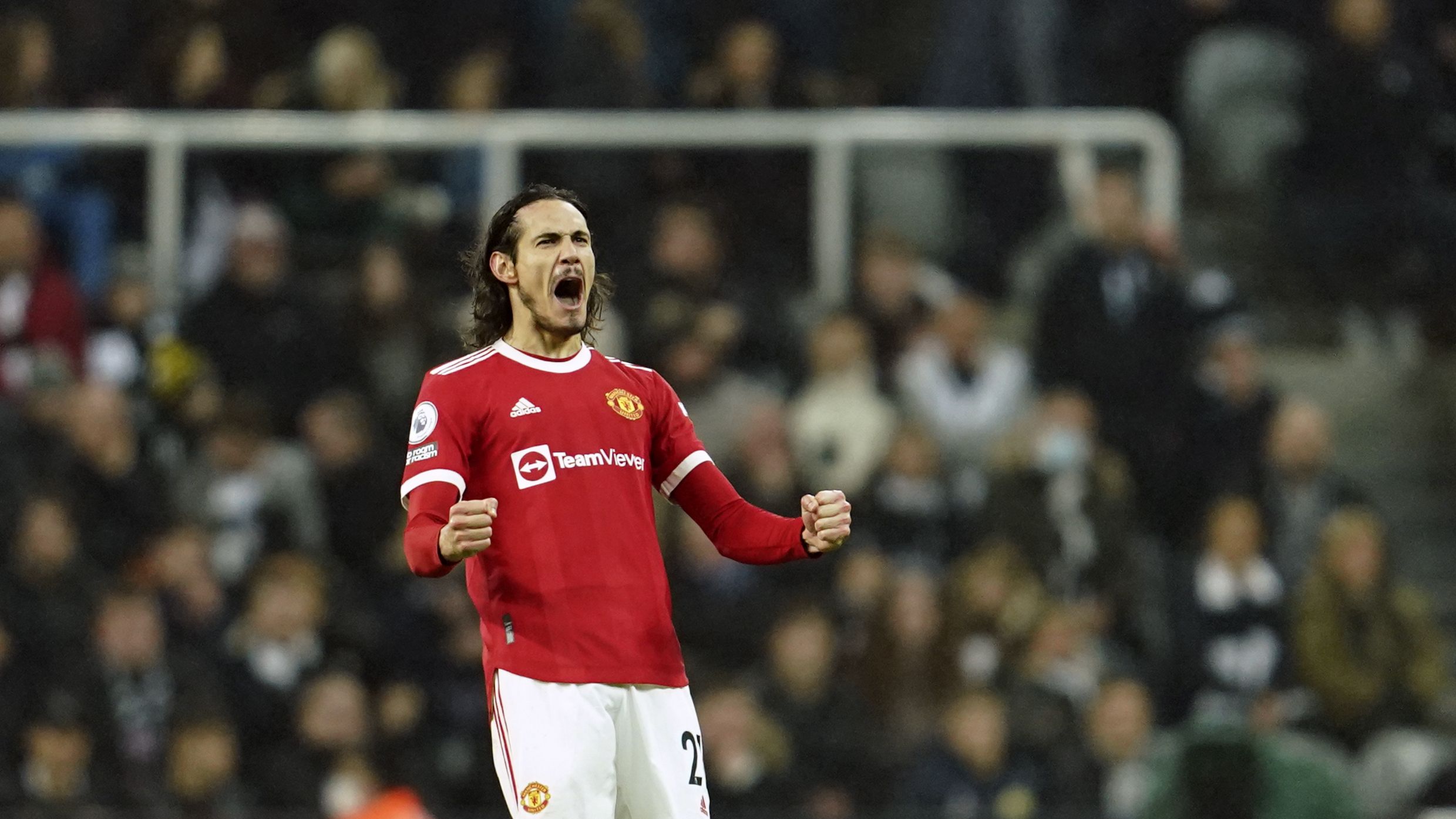 Edinson Cavani rescues point for Manchester United in 1-1 draw with Newcastle