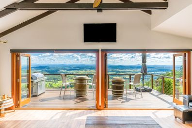 Cedar Lodge Retreat - Mt Tamborine qld grand country estate for sale