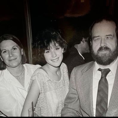 Molly Ringwald pays tribute to her father Bob Ringwald.