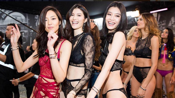 This 2016 VS Fashion Show was the most diverse in history. Image: Instagram/@hesui923