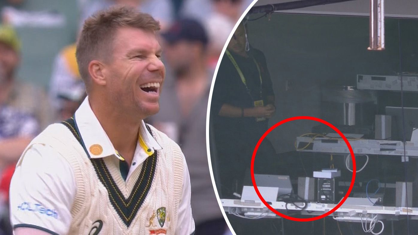 David Warner laughed when he was told Richard Illingworth was stuck in a lift, causing a delay to the start of play after lunch.