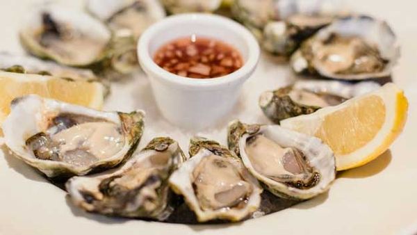 Oysters with dressing and soda bread