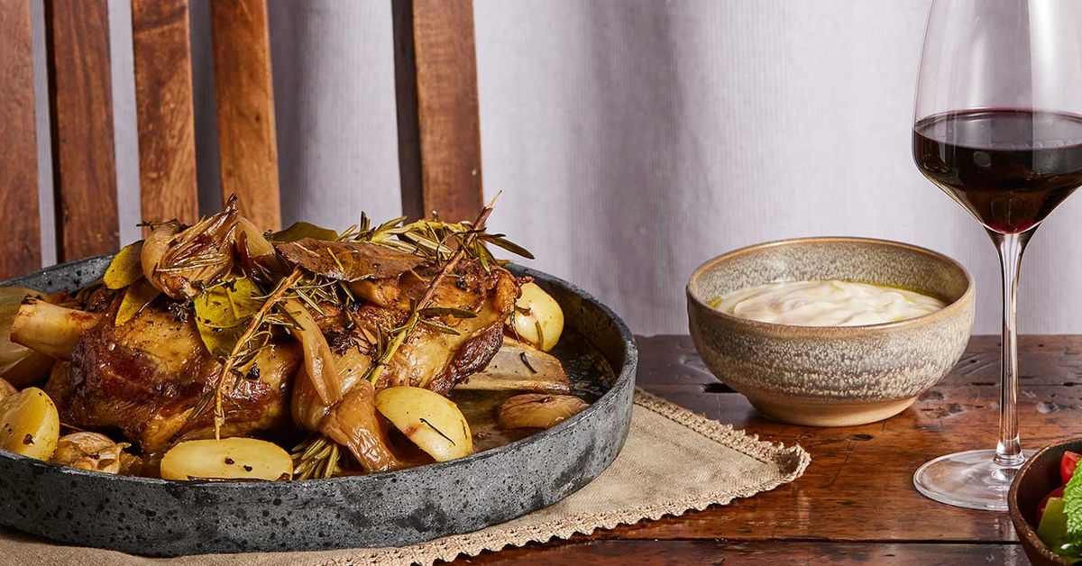 The best fall-apart lamb shoulder recipes - 9Kitchen