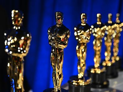 A line of Oscars.