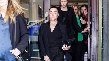 Vanessa Amorosi leaves the Supreme Court of Victoria in Melbourne, Thursday, October 12, 2023. Singer Vanessa Amorosi is suing her mother for ownership of two properties bought as a result of her success. (AAP Image/Aaron Francis) NO ARCHIVING