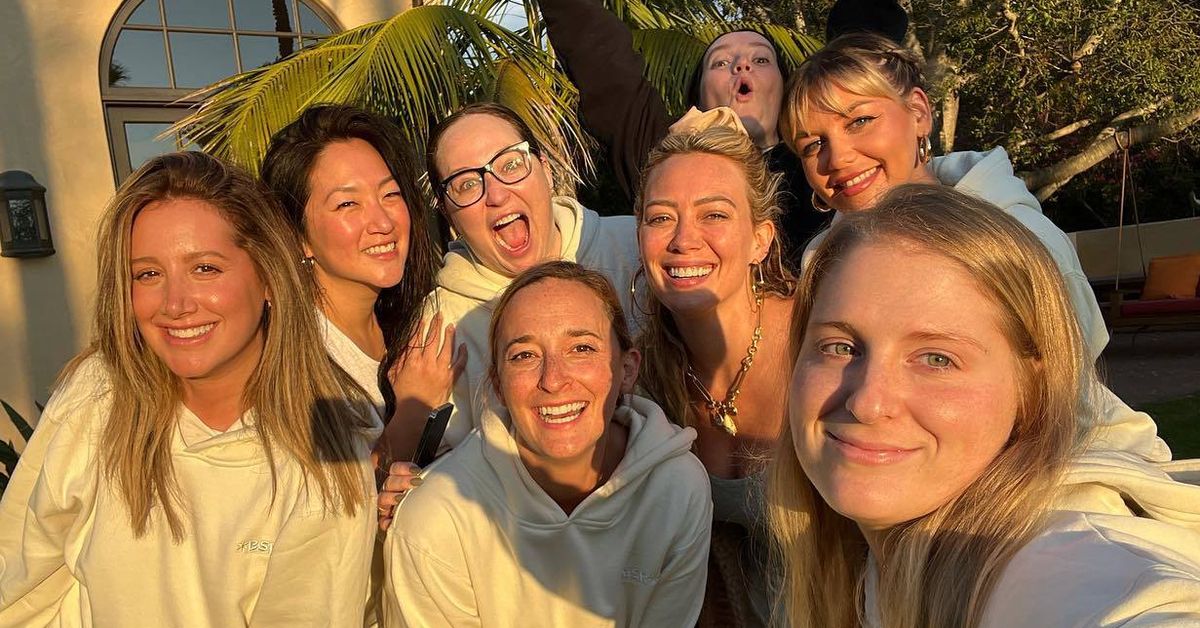 Ashley Tisdale’s callout of ‘toxic’ mum friend group raises eyebrows