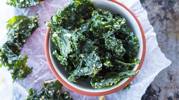 Salt and vinegar kale chips recipe