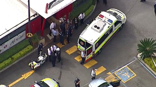 A man who shot dead his estranged wife on the Gold Coast yesterday has died from self-inflicted injuries. (9NEWS)