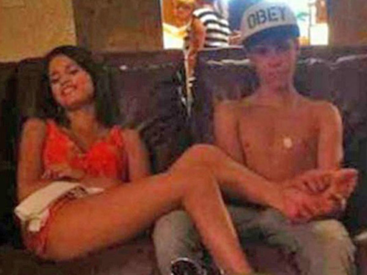 Selena gomez massage