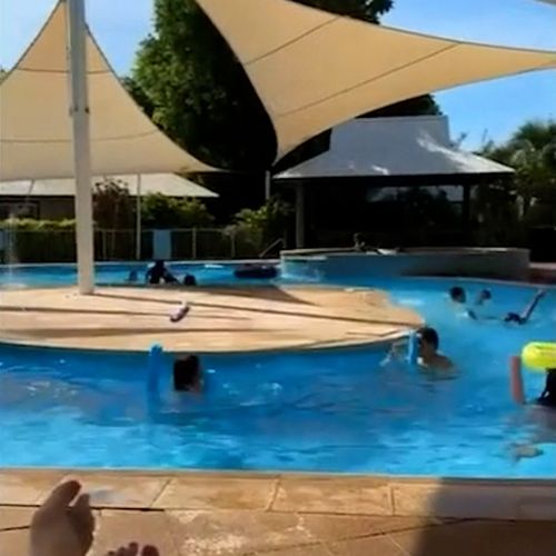 Seven-year-old Phoebe Van Niel from Perth is being hailed a hero for her quick-thinking which saved a two-year-old toddler, who had accidentally fallen into a pool at a hotel in Broome.