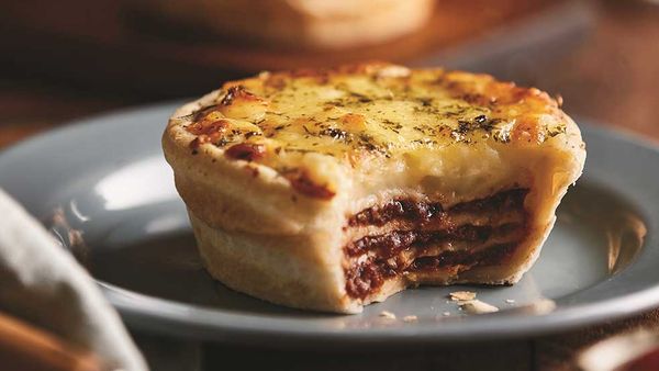 Aussie bakery launches epic lasagne pie hybrid