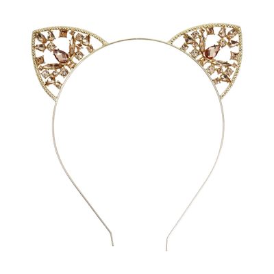 <a href="http://www.kmart.com.au/product/metal-ear-headband-with-jewels/1089428" target="_blank" draggable="false">Kmart Metal Ear Headband, $9.</a>