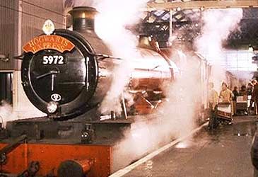 The Hogwarts Express departs London's Kings Cross Station from which platform?