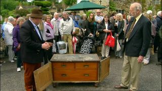 Watch Antiques Roadshow Season 34, Catch Up TV