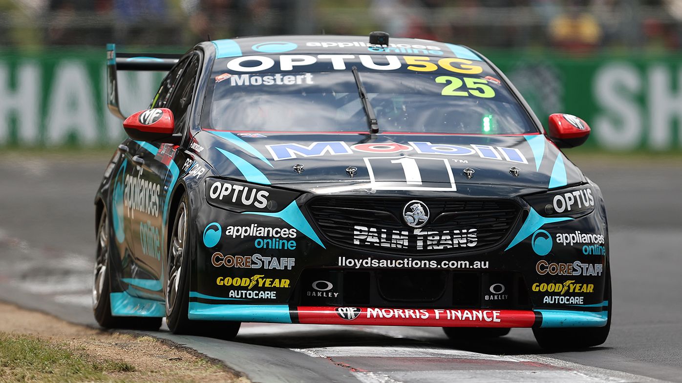 Chaz Mostert suffered a tyre failure while leading the Bathurst 1000.