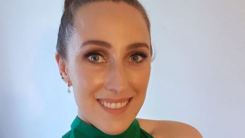T﻿here are calls for criminals to be banned from dating apps after Sydney teacher Danielle Finlay-Jones was allegedly murdered by a man she met online.