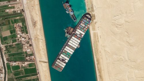 , Container ship blocking Suez Canal finally set free, service provider says, Indian &amp; World Live Breaking News Coverage And Updates