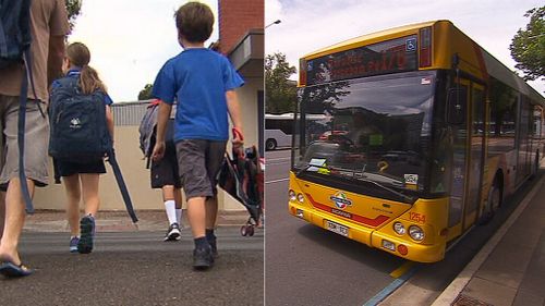 Upper House Greens MP Mark Parnell has called on the City of Adelaide to extend free Metro bus, train and tram services to school children. (9NEWS)