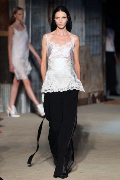 With creative director Riccardo Tisci deciding to show in
New York instead of the label’s home turf in Paris, Givenchy quickly become the
most anticipated show at fashion week and it didn’t disappoint. The monochromatic
palette, feminine silhouettes and beautiful silk drapery will have you falling
in love again and again and again.