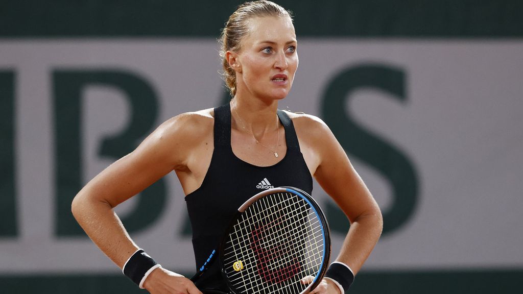 Kristina Mladenovic eases through into main Dubai tennis draw