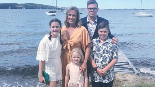 When﻿ mum-of-four Carly﻿ Magnisalis, 43, was told she had lung cancer she thought the doctor had mixed up her scan resus with another patients'.