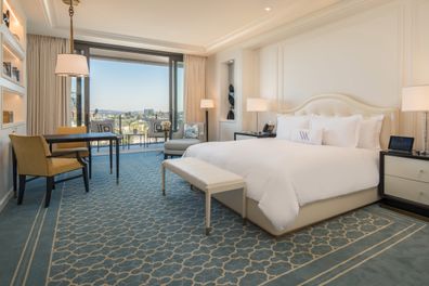 waldorf astoria beverly hills superior king room