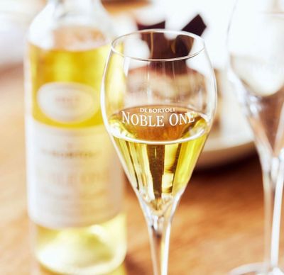 Sweet Wine of the Year – De Bortoli (Riverina) Noble One Botrytis Semillon 2020 Riverina–