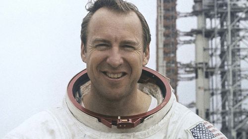 Il comandante dell'Apollo 13 James A. Lovell Jr