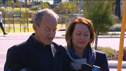 Alan Bond's son John address the media today. (9NEWS)