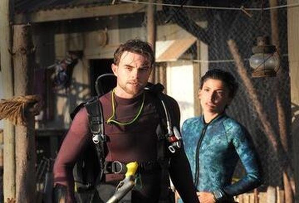 Deep Blue Sea 3