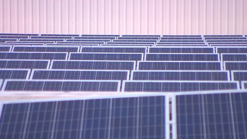 The developer is installing almost 40,000 solar panels on ten of its shopping centres. (9NEWS)