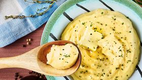 Microwave creamy mashed potatoes