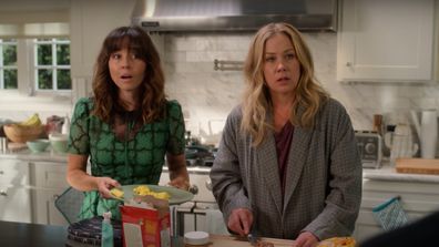 Netflix's Dead to Me starring Christina Applegate and Linda Cardellini. 