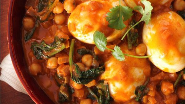 Mild egg korma with chickpeas and spinach