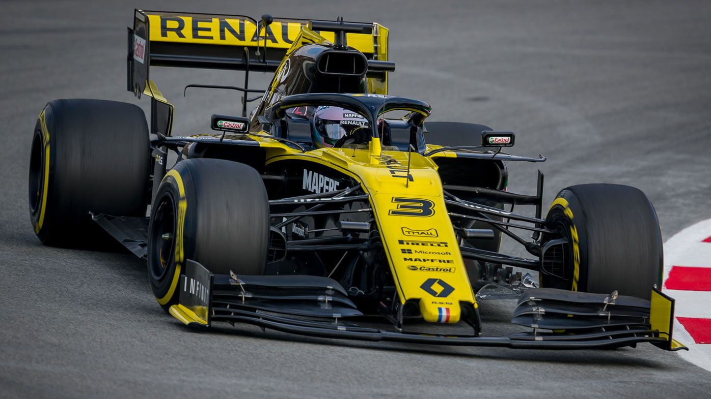 Daniel Ricciardo buoyed by Renault performance on Day 2 of pre-season testing despite rear wing flying off