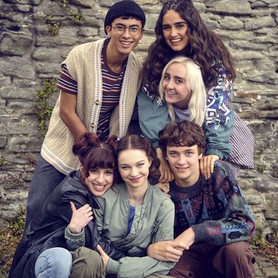 Zach Chen (RAIKO GAHARA);Cara Ward (ASHA BANKS);Author Holly Jackson;Lauren (YALI TOPOL MARGALITH);Pip Fitz-Amobi (EMMA MYERS);Connor Reynolds (JUDE COLLIE),*FIRST LOOK*  (back row, then front),Moonage Pictures,Joss Barratt A Good Girl's Guide To Murder on Stan