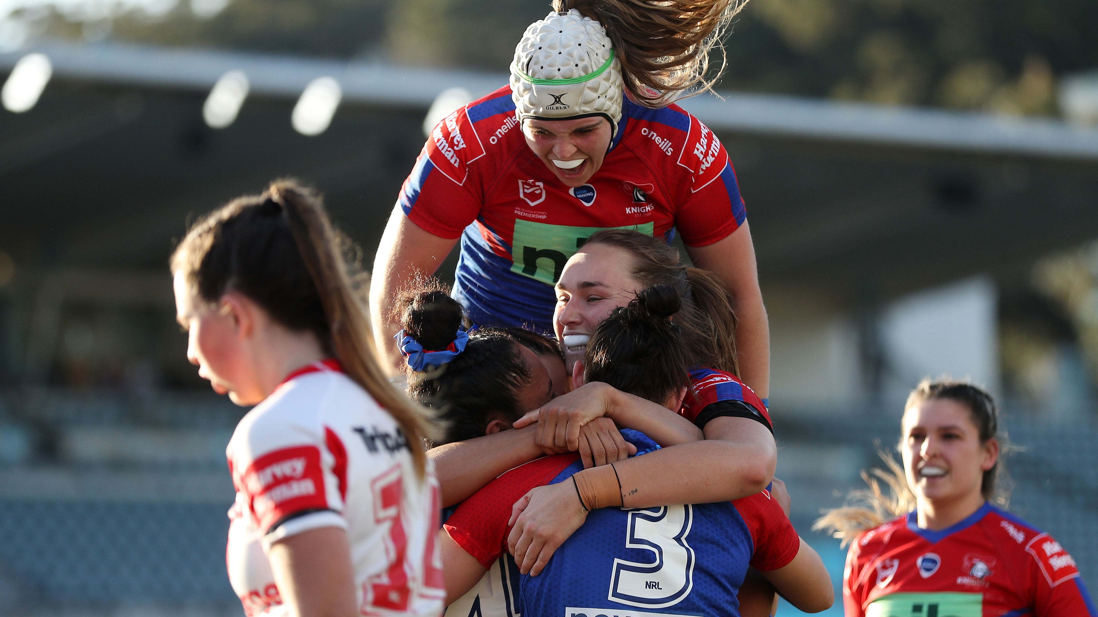 NRLW finals 2022 locked in: Andrew Johns text helps spur Knights to emphatic victory