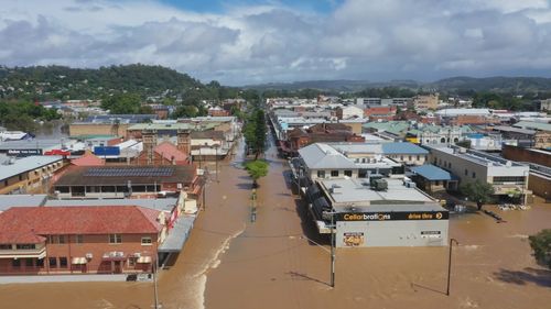 Lismore inundated by floodwaters as Wilson River expected to peak tonight.