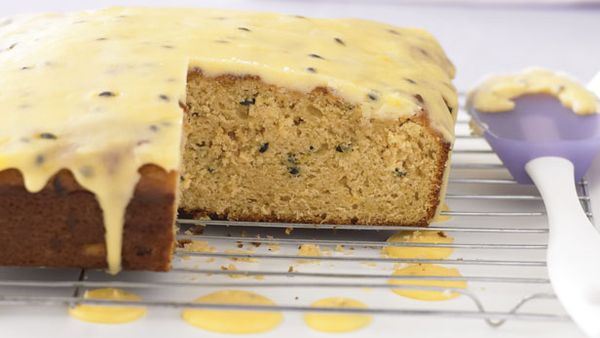 Passionfruit muffin cake