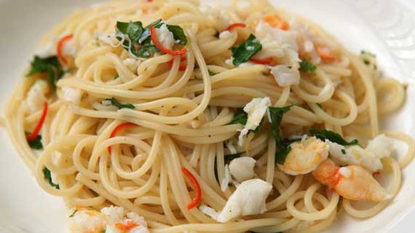 Sydney Seafood School's spaghetti with crab, lime and chilli