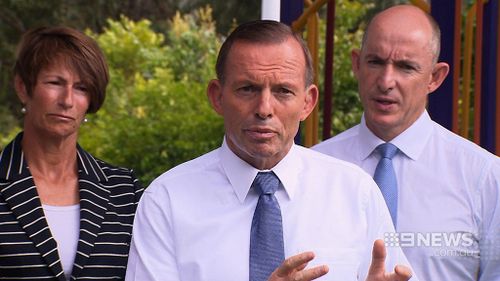 Prime Minister Tony Abbott's comments about the foreign aid provided by Australia in 2004 have been labelled "threats" by Indonesia. (9NEWS)