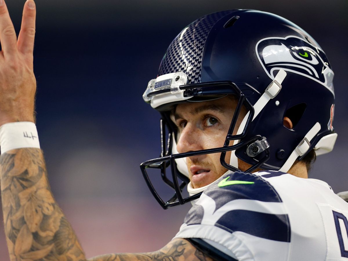 Seahawks sign punter Michael Dickson to 4-year extension